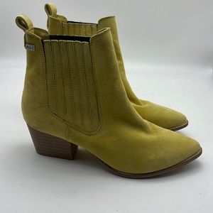 Musse & Cloud Lime Green Suede Brad Boots